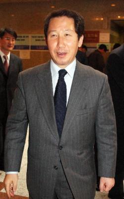 (2004년 기사) 김근태 “국민연금 맘대로 쓰는 돈 아니다”