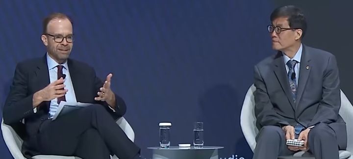 이창용 “환율 1430원대 다행…국민연금, 헤지비율 3~6개월 내 결정” (2026.01.30.)